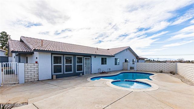 9515 Juniper, Apple Valley, CA 92308