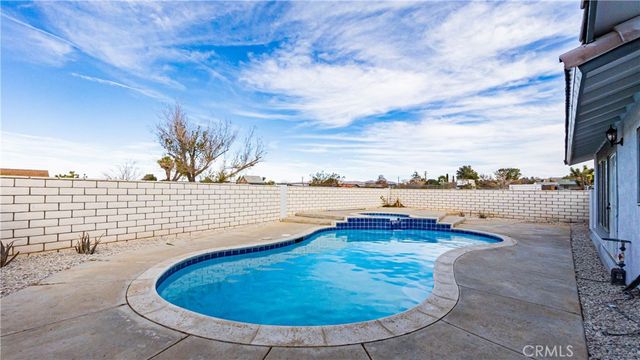 9515 Juniper, Apple Valley, CA 92308