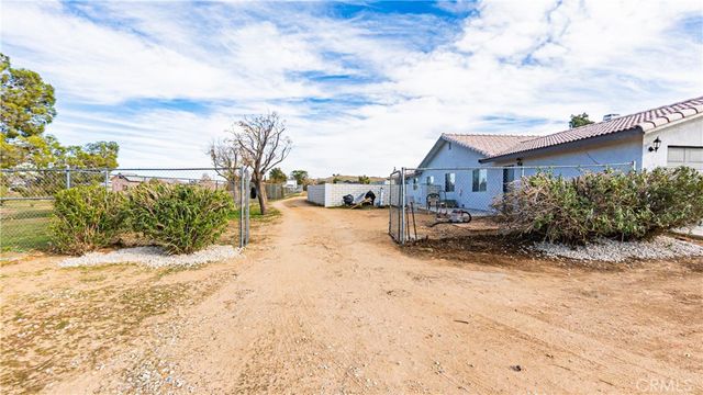 9515 Juniper, Apple Valley, CA 92308