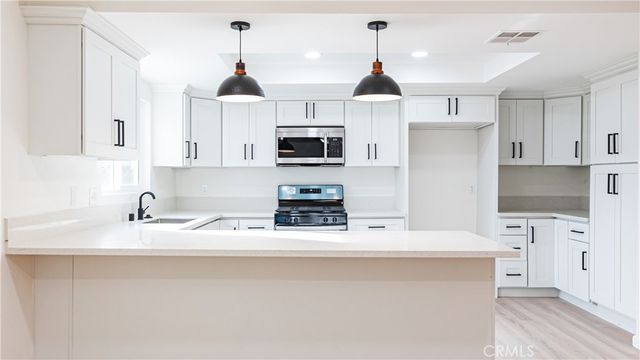 9515 Juniper, Apple Valley, CA 92308