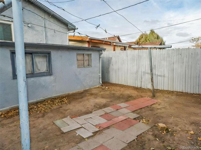 910 Elm Street, Pueblo, CO 81004