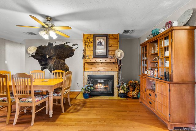 425 Old Pleasanton, San Antonio, TX 78264