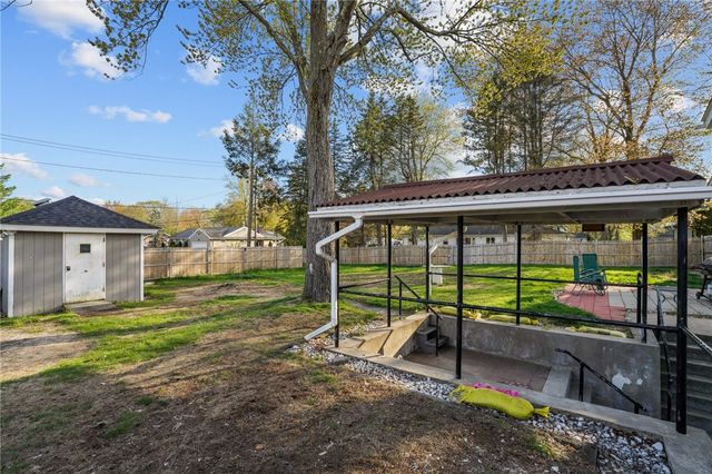 37 Pinewood Drive, North Providence, RI 02904