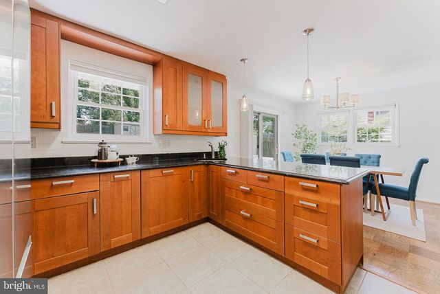 5408 DUBLIN AVE, Springfield, VA 22151