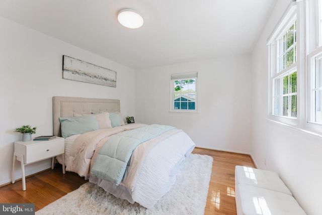 5408 DUBLIN AVE, Springfield, VA 22151