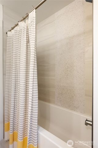 12913 NE 78th Place, Kirkland, WA 98033