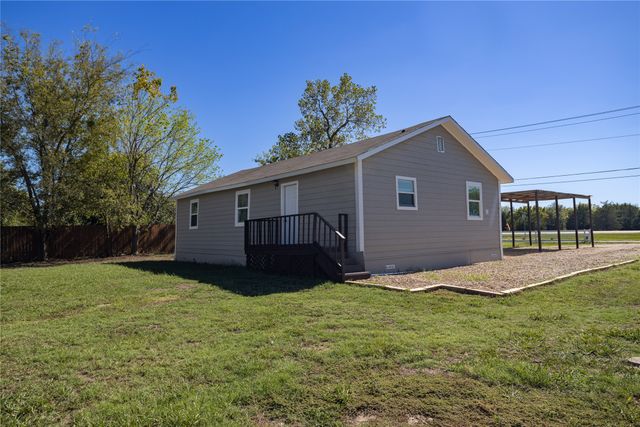 475 Locust Street, Point, TX 75472