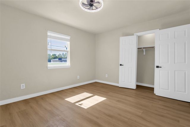 475 Locust Street, Point, TX 75472