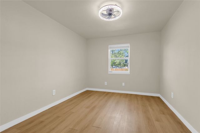 475 Locust Street, Point, TX 75472