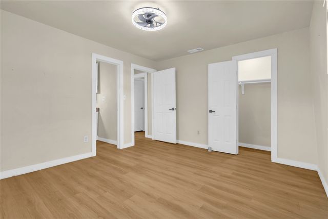 475 Locust Street, Point, TX 75472