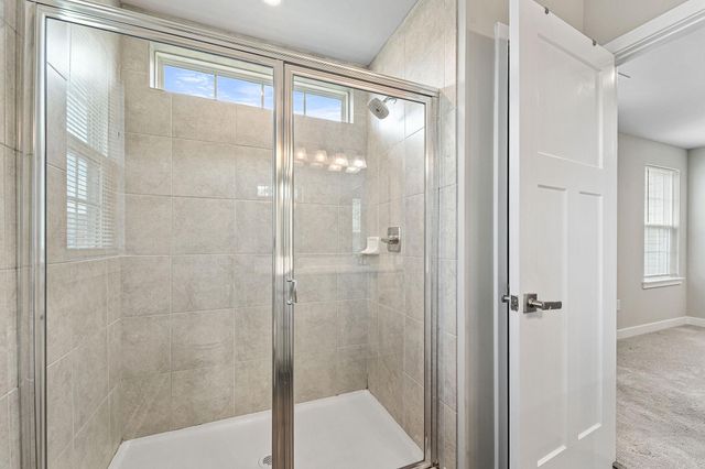 2 SPARROW CIR, Sewell, NJ 08080