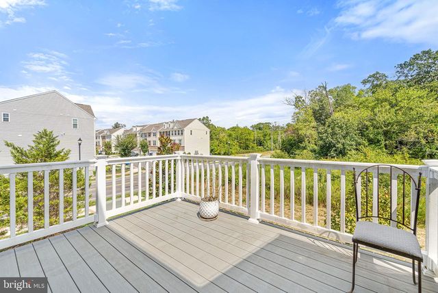 2 SPARROW CIR, Sewell, NJ 08080