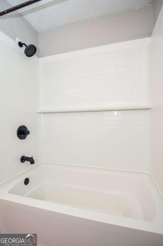 1117 Mandalay Court SW, Lilburn, GA 30047