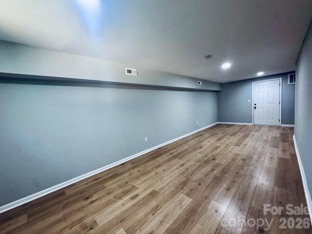 533 Frank Drive, Charlotte, NC 28215