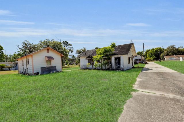 5223 EAGLES NEST ROAD, Fruitland Park, FL 34731
