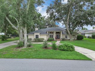 345 S LAKE FLORENCE DRIVE, Winter Haven, FL 33884