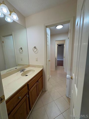 2310 Halcyon Boulevard, Montgomery, AL 36117