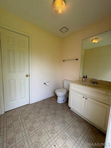 2310 Halcyon Boulevard, Montgomery, AL 36117
