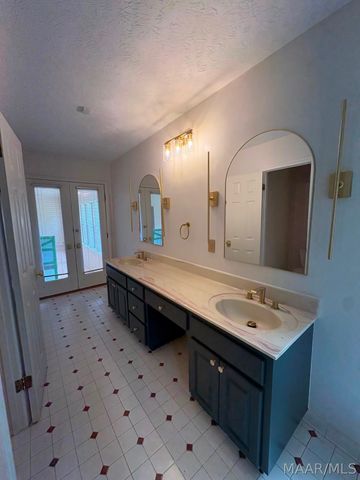2310 Halcyon Boulevard, Montgomery, AL 36117