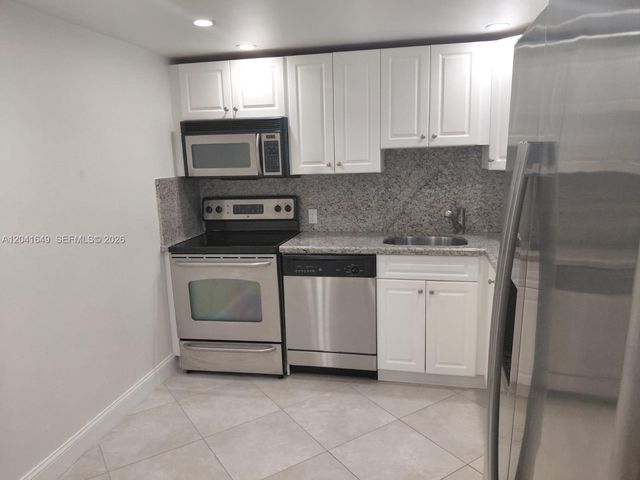 5701 Collins Ave 619, Miami Beach, FL 33140