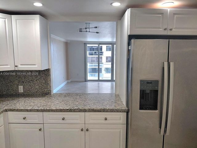 5701 Collins Ave 619, Miami Beach, FL 33140