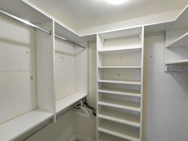 5701 Collins Ave 619, Miami Beach, FL 33140