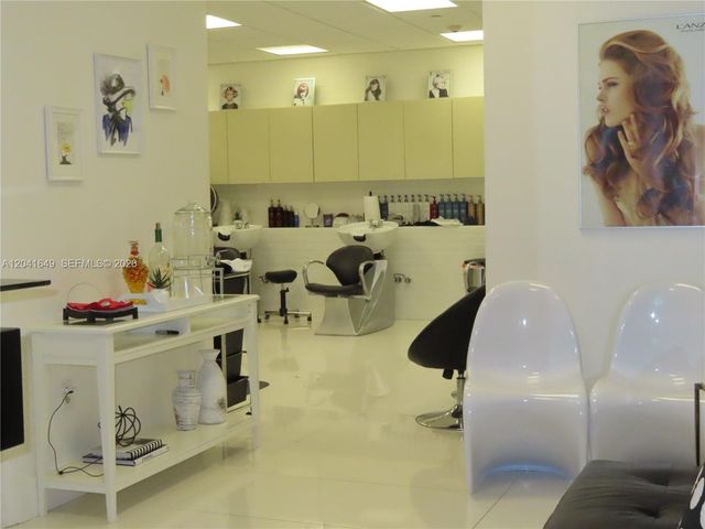 5701 Collins Ave 619, Miami Beach, FL 33140