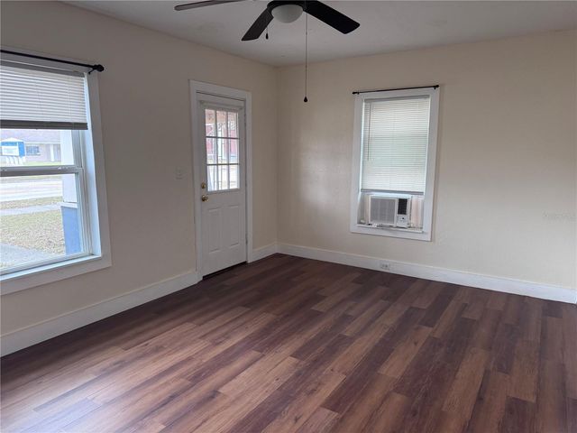 108 E BROADWAY STREET, Fort Meade, FL 33841