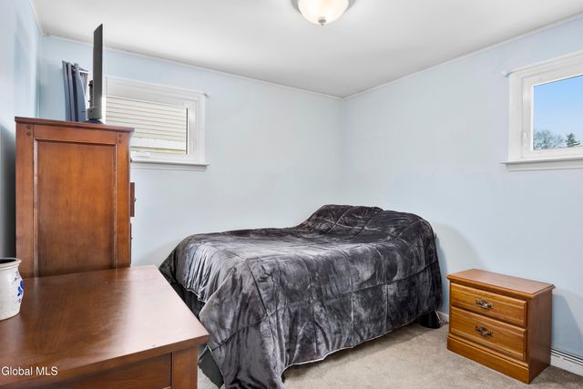 45 Fuller Terrace, Colonie, NY 12205