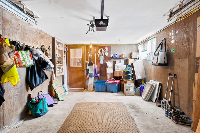 45 Fuller Terrace, Colonie, NY 12205