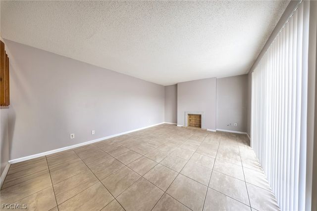 1570 Park Meadows DR 1, Fort Myers, FL 33907