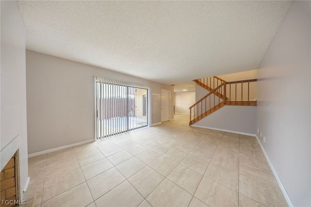 1570 Park Meadows DR 1, Fort Myers, FL 33907