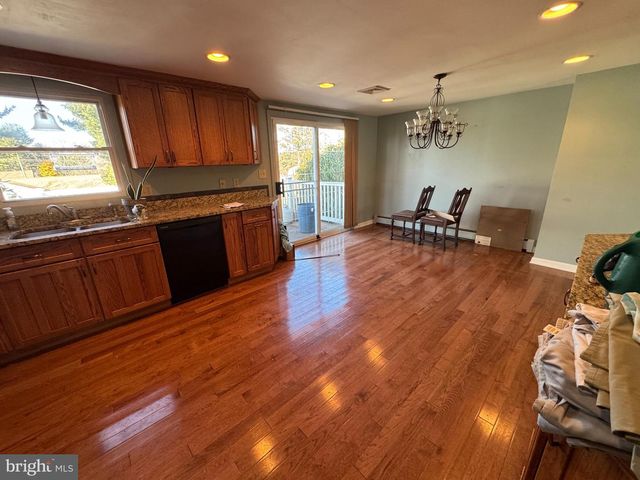 113 FOREST HILLS RD, Red Lion, PA 17356