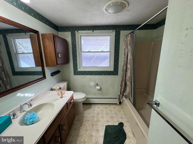 113 FOREST HILLS RD, Red Lion, PA 17356