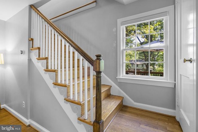 712 AUBURN AVE, Takoma Park, MD 20912