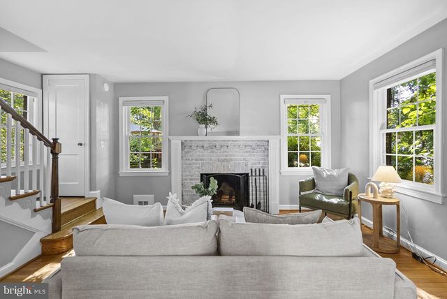 712 AUBURN AVE, Takoma Park, MD 20912