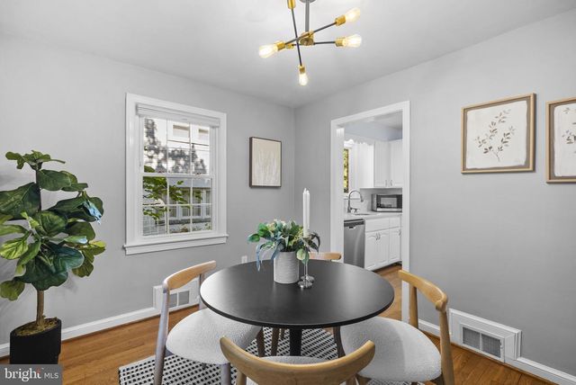712 AUBURN AVE, Takoma Park, MD 20912