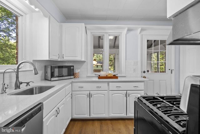 712 AUBURN AVE, Takoma Park, MD 20912