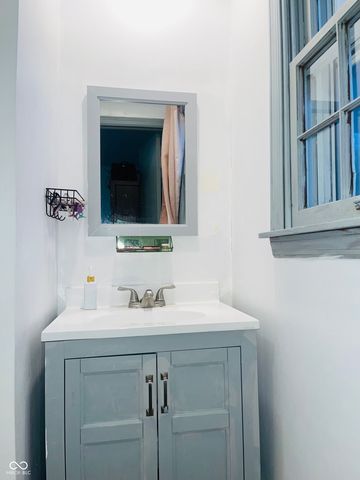 8207 S Talbott Avenue, Indianapolis, IN 46227