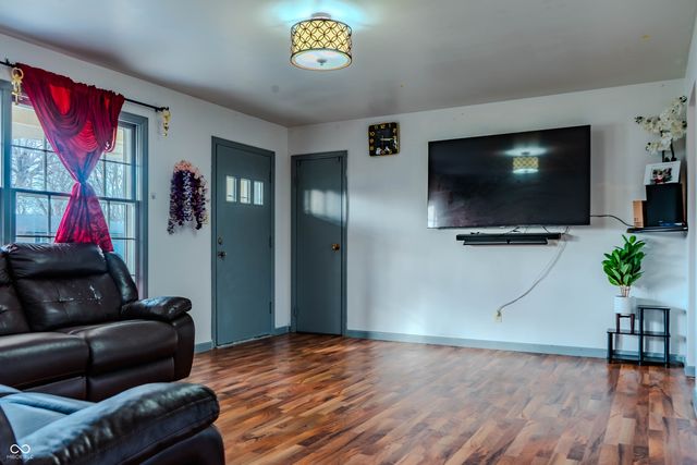 8207 S Talbott Avenue, Indianapolis, IN 46227