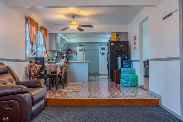 8207 S Talbott Avenue, Indianapolis, IN 46227