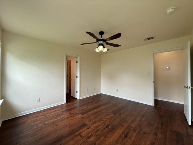 316 Meadow Park DR, Georgetown, TX 78626