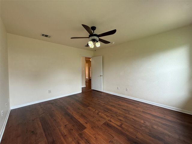 316 Meadow Park DR, Georgetown, TX 78626