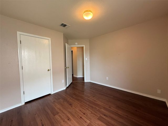316 Meadow Park DR, Georgetown, TX 78626