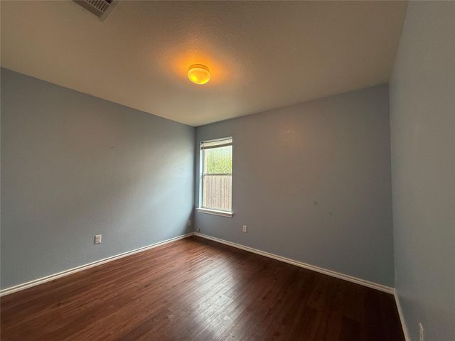 316 Meadow Park DR, Georgetown, TX 78626