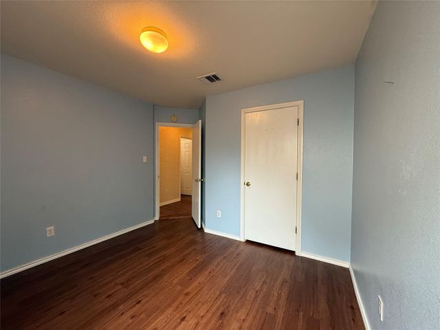 316 Meadow Park DR, Georgetown, TX 78626