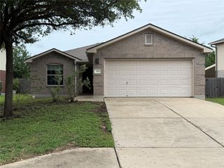 316 Meadow Park DR, Georgetown, TX 78626