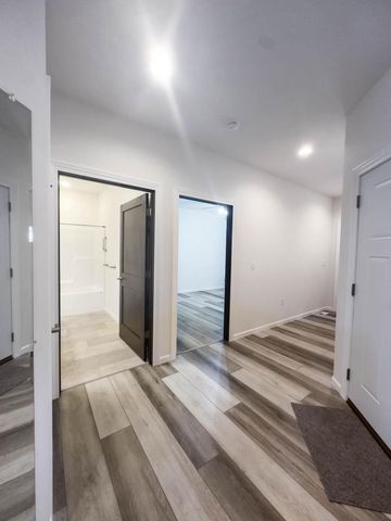 3018 Christenson LANE, Onalaska, WI 54650