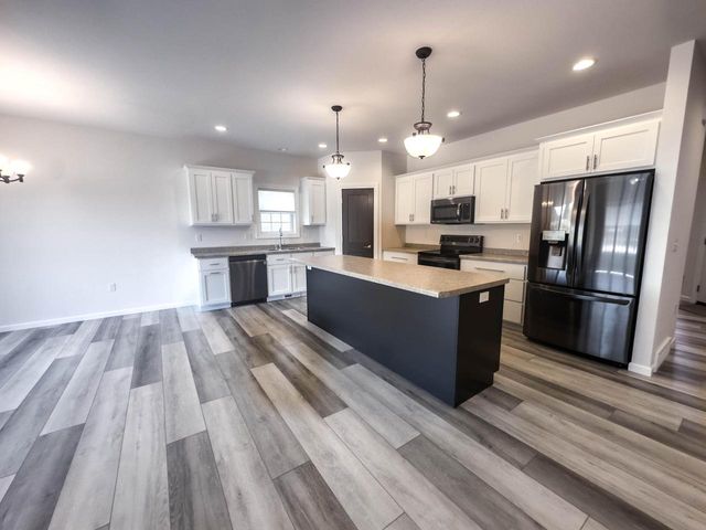 3018 Christenson LANE, Onalaska, WI 54650