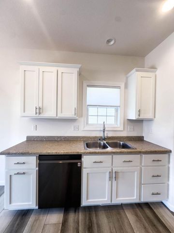 3018 Christenson LANE, Onalaska, WI 54650